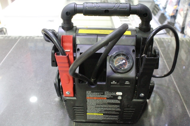 Chargeur a voiture+ acc Everstart maxx j7ceca - Image 2