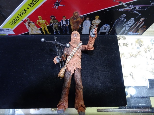 Chewbacca (loose) Disney Hasbro 40th star wars - Image 2