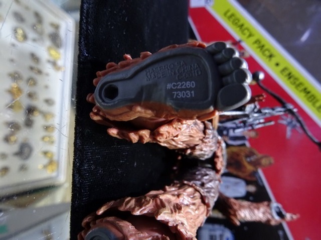 Chewbacca (loose) Disney Hasbro 40th star wars - Image 3