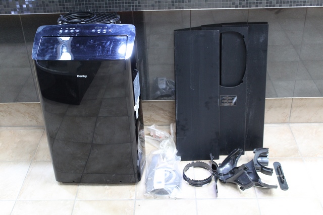 Climatiseur Portatif 14 000 BTU + acc + tc danby dpa120b9ibdb-6