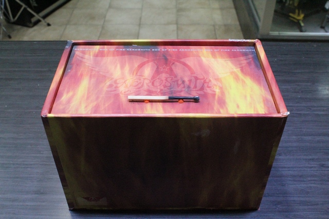 Coffret Aerosmith +Disque Bonus (Disk) CD Box of fire