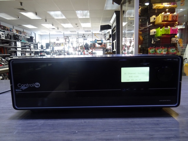 Commutateur matriciel audio 16 canaux Control 4 c4-16s2-e-b