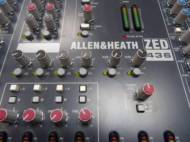 Console 32 entrees Allen Heath ZED436 - Image 2