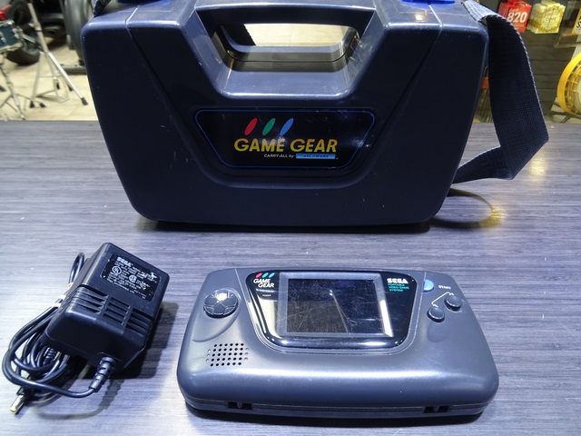 Console Game Gear + Acc (voir note) Sega 2110
