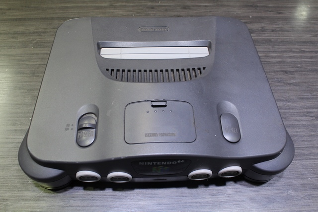 Console Nintendo 64 + acc NUS-001 - Image 2