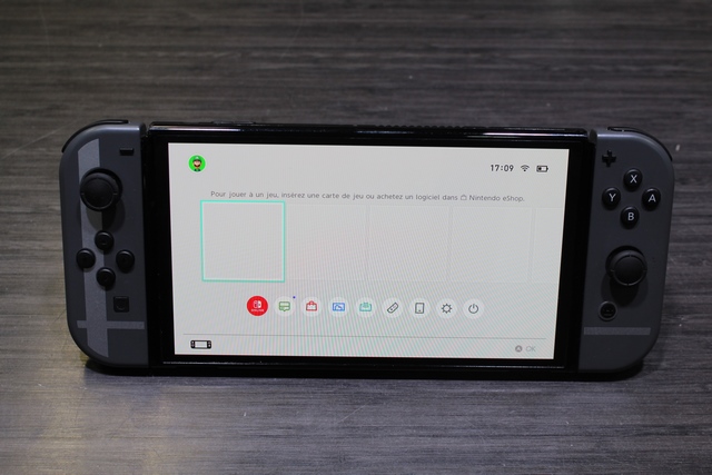 Console Nintendo Switch oled + acc heg-001 - Image 2