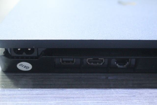 Console PS4 1To + manette sony cuh-2215b - Image 2