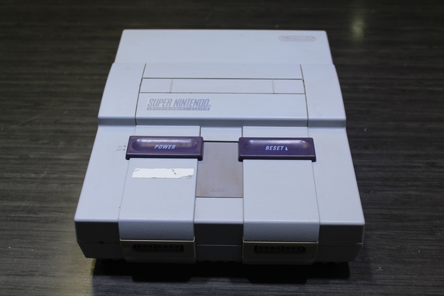 Console Snes + acc +2e man (2 manettes sans marque) snes 001 - Image 2