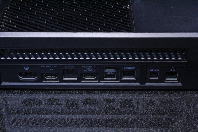 Console Xbox one 1to +tc MICROSOFT 1540 - Image 2