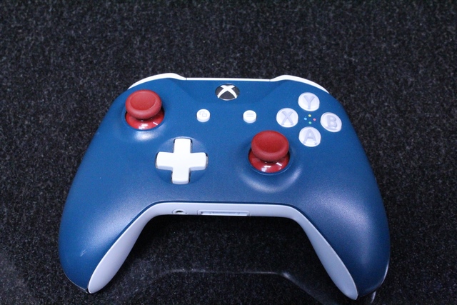 Console Xbox one 1to +tc MICROSOFT 1540 - Image 3