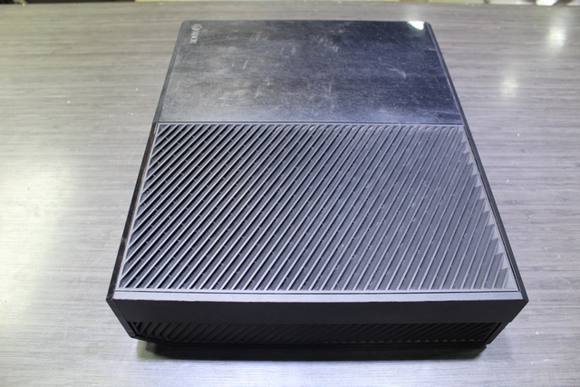 Console Xbox one 500 go + acc MICROSOFT 1540 - Image 3