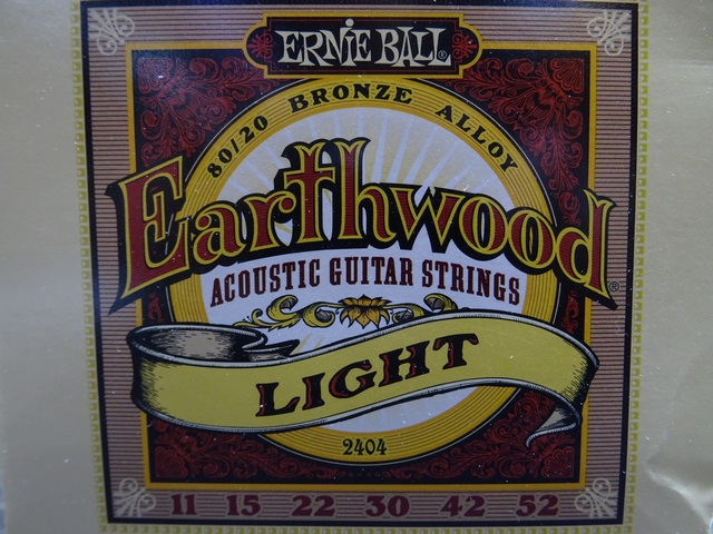 Corde de guitare acoustique Ernie Ball Light 11-52