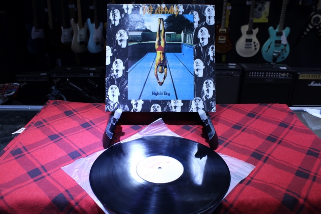 Def Leppard high n dry Vertigo Vinyle 33 tours - Image 2