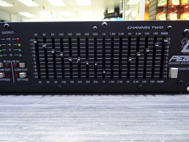 Egaliseur (EQ) 2 X 16 Bandes Peavey Q215 - Image 3