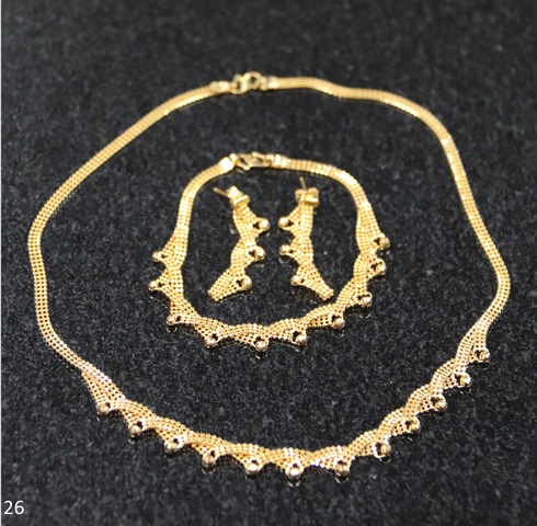 Ensemble 27 Bijoux en or (Chaine + Bracelet + B.O.) Or jaunes (21k-28.1g)