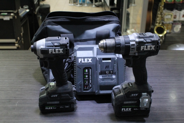 Ensemble Perceuse et impact +sac + 2 batt Flex fx1271t / fx1371a