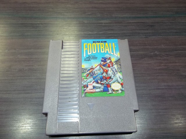 FOOTBALL NINTENDO NES