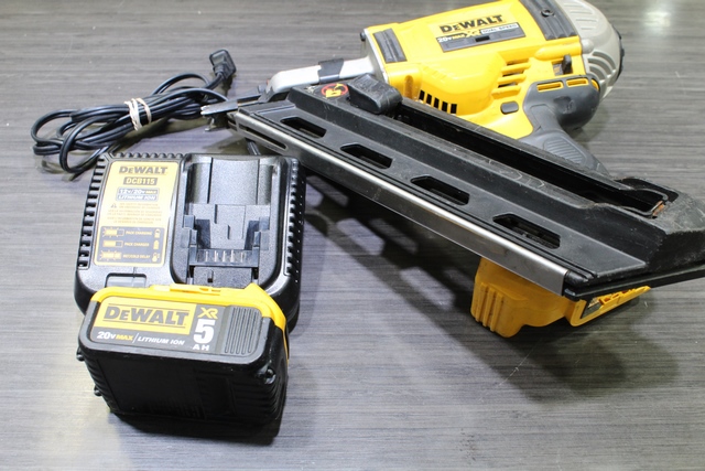Fusil a clou Dewalt+ batt + chargeur + boite dcn692 - Image 2