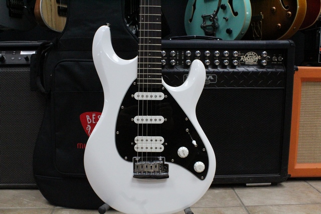 Guitare Electrique Music Man Sterling SUB Series Silo 3 - Image 3