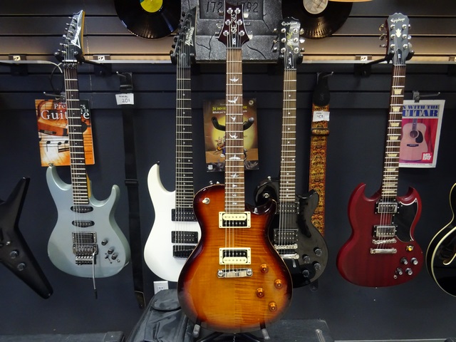 Guitare Electrique PRS (Paul Reed Smith) SE245 Tobaco Suburst