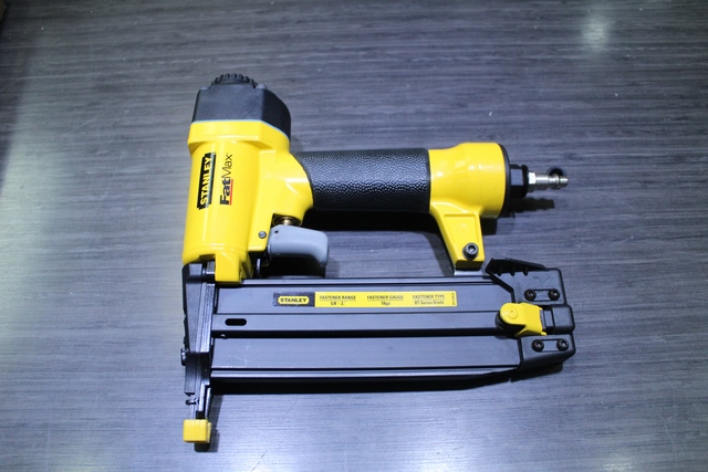 Gun à clou finition Stanley Fatmax 18 ga - Image 2