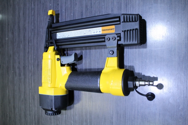Gun à clou finition Stanley Fatmax 18 ga - Image 3