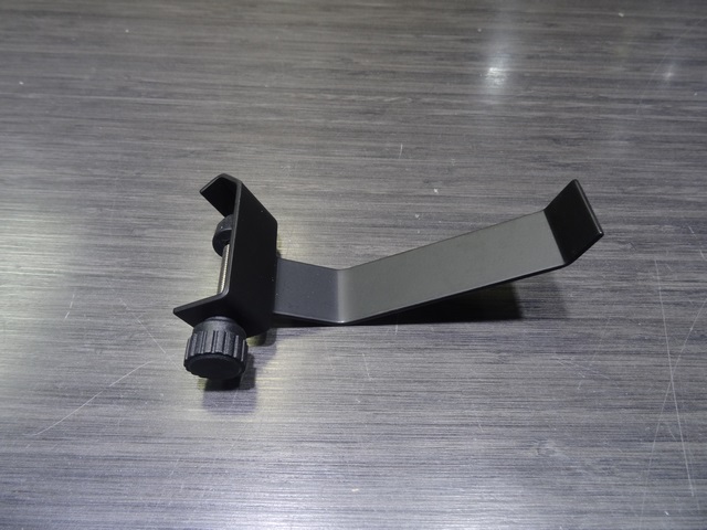 HEADPHONE HANGER music8 MA S001