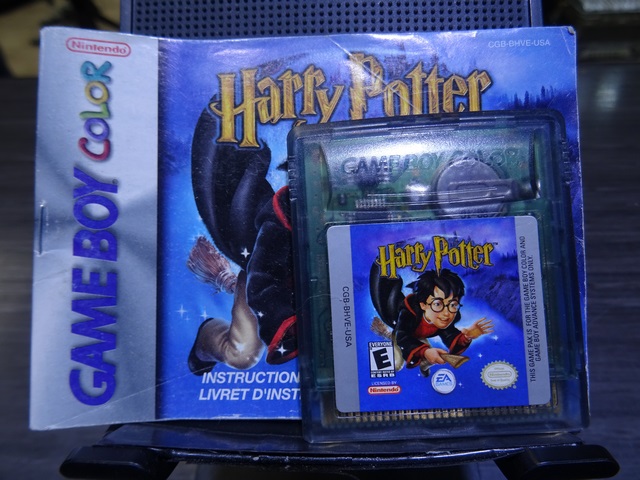 Harry Potter and the Sorcerers Stone + livret nintendo Game Boy Color