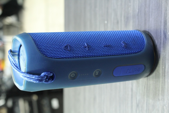 Haut parleur Bluetooth JBL Flip 4 - Image 2