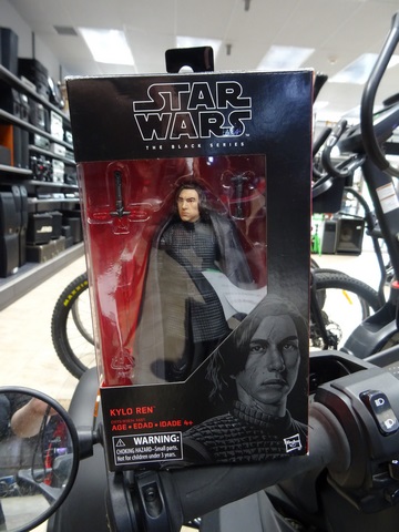 Kylo Ren (Open Box) 45 Disney Hasbro Star Wars the black series - Image 4