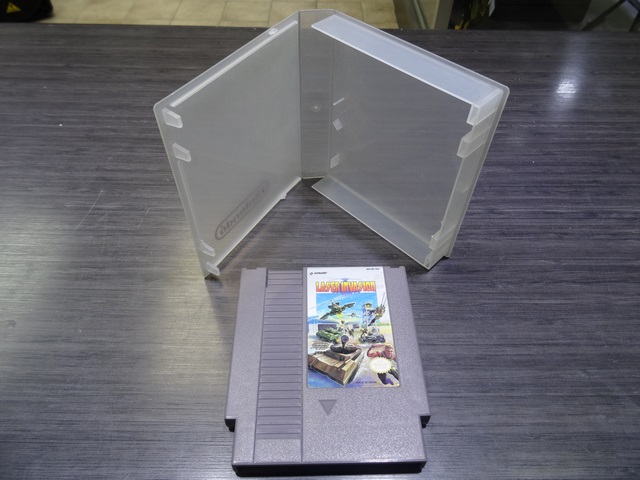 Laser invasion (pochette de plastique) nintendo nes