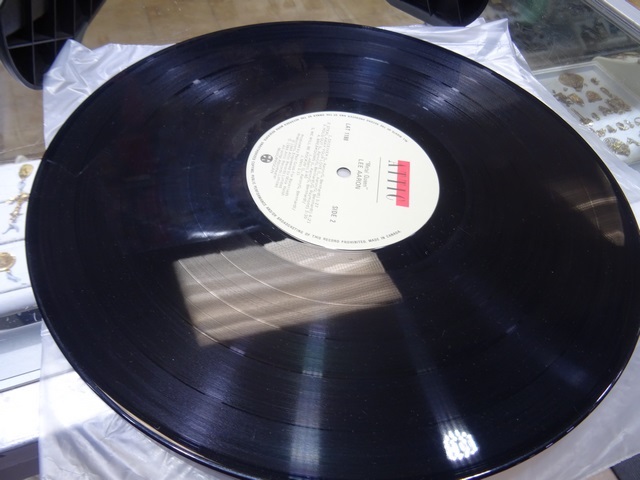 Lee Aaron metal queen attic Records vinyle 33 tours - Image 4
