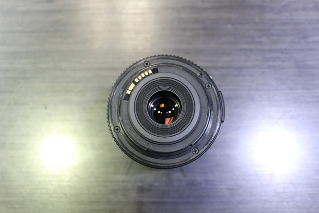 Lentille 18-55 canon 18-55mm0.28m/09.ft - Image 3