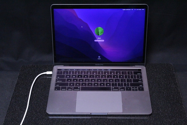 MACBOOK PRO (mfd 2016) APPLE A1706 - Image 4