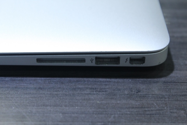 MacBook air (2013-2014) Apple a1466 - Image 4
