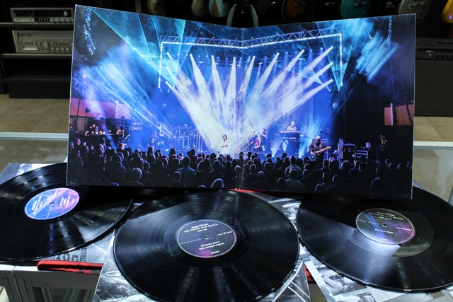 Marillion With friends at St-Davids Racket Records vinyle 3 tours - Image 2