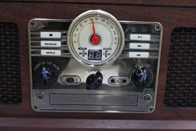 Mini Chaine CD Cassette et Vinyl ( lecteur cd  non fonc.) Prix en consequence Victrola vta-200b - Image 2
