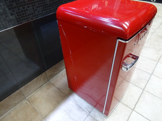 Mini frigo avec congelateur 3.5pc Galanz glr35rder - Image 2
