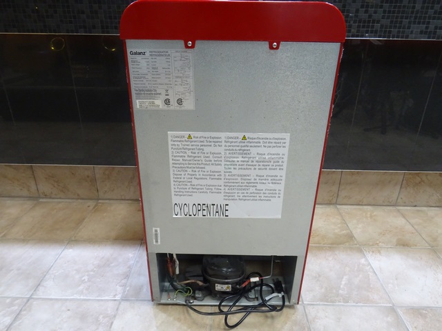 Mini frigo avec congelateur 3.5pc Galanz glr35rder - Image 4