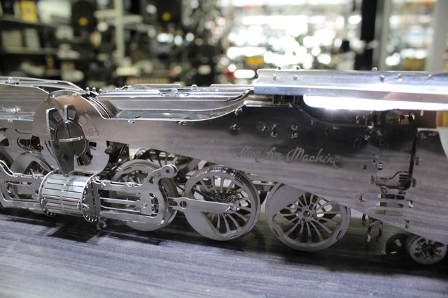 Modele de train en metal Time for machine Dazzling Steamliner - Image 4