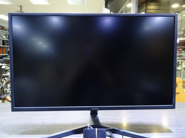 Moniteur 32p 4k Samsung u32j590uqn
