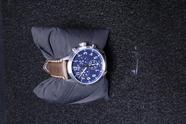 Montre Tissot T1166617A - Image 2