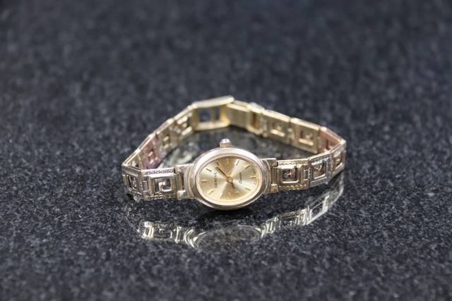 Montre de Qualité 1 Montre en or Or jaunes (14k-21.6g)