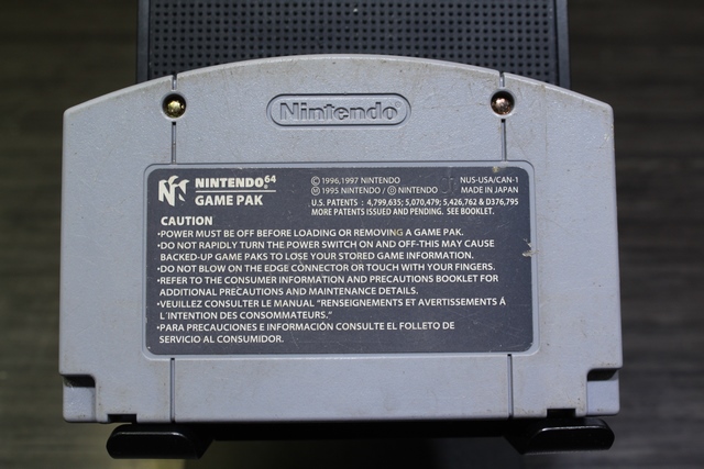Mortal Kombat 4 NINTENDO N64 - Image 2
