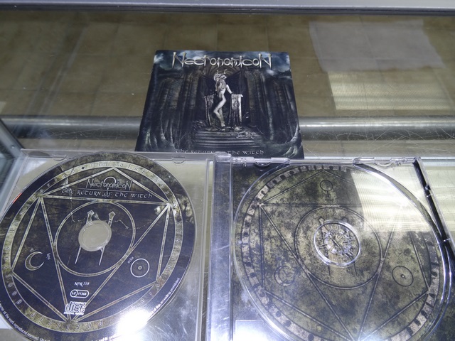 NECROMICON  THE RETURN OF THE WITCH musique CD
