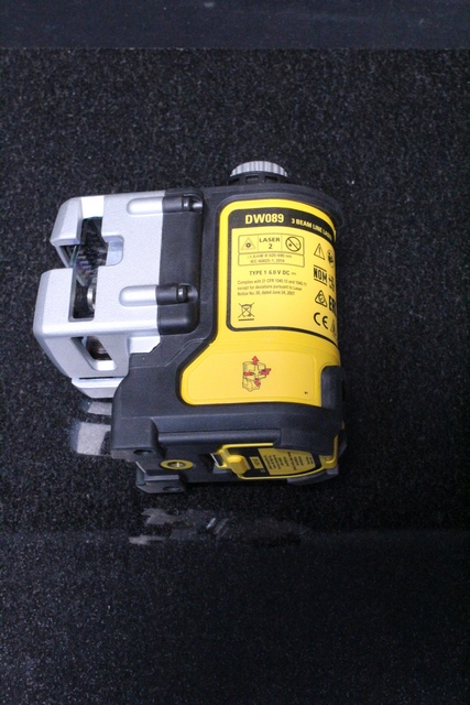 Niveau laser (Rouge) 3 Position Dewalt dw089 - Image 2