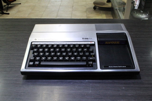 Ordinateur Familiale Texas Instrument ti-99/4a - Image 2