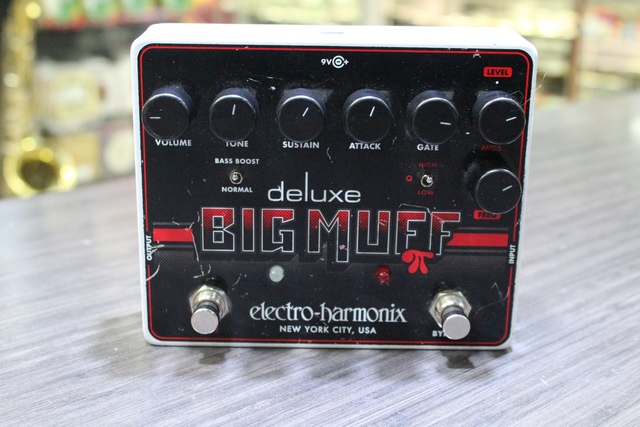 PEDALE SUSTAIN FUZZ ELECTRO HARMONIX DELUXE BIG MUFF - Image 2
