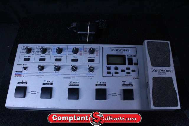 Pédale Multi Effect + ac korg Toneworks ax1000