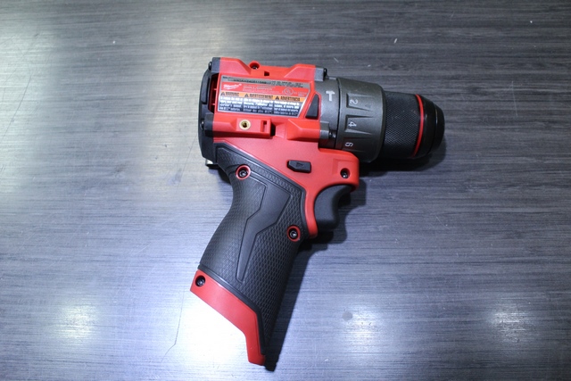Perceuse Milwaukee + batterie + chargeur 3404-20 - Image 3